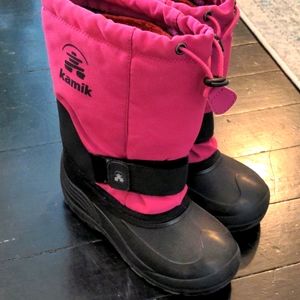 Girls Kamik Snow Boots with warm liners, size 1